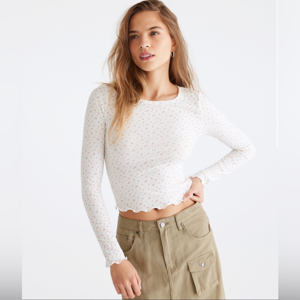 Aéropostale Size XXL NWT Long Sleeve Floral Cropped Shrunken Tee